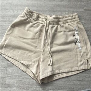 Abercrombie & Fitch Women's Cream Shorts